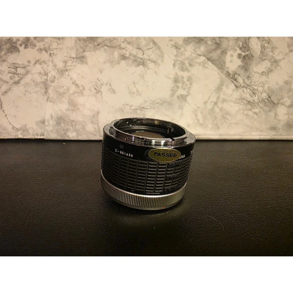 Sigma 2X-1:1 Tele-Macro Multi-Coated Teleconverter for Canon FD Mount Japan